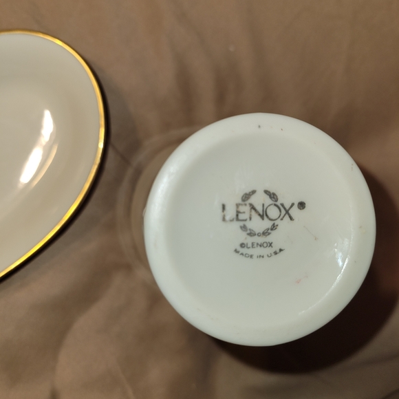 Vtg Lenox Ivory China Special Rose Embossed Gold Trim Bud Vase & Heart Dish USA - Picture 2 of 5
